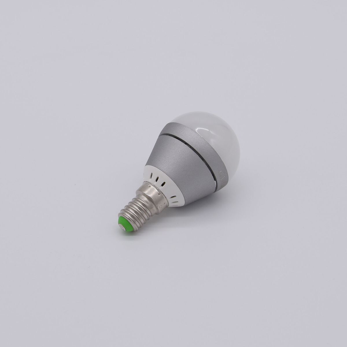 LED Leuchtmittel E14 / 5W / 2700K / AC 100-240V