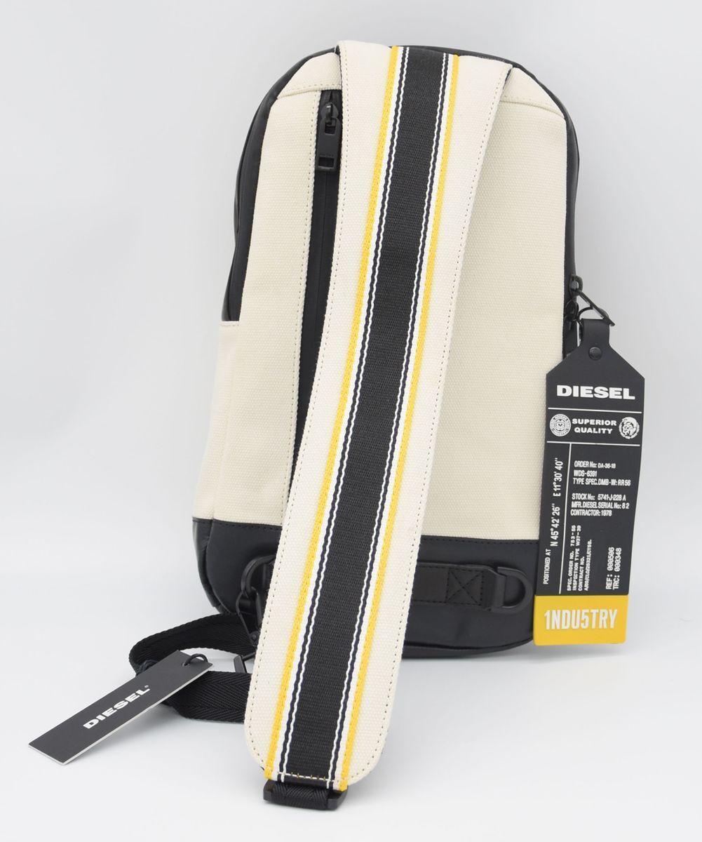 Tasche - Backpack 'CAORLY / M-CAORLY MONO X06088', Weiß / Schwarz